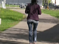 Cupid reccomend pissing her jeans public